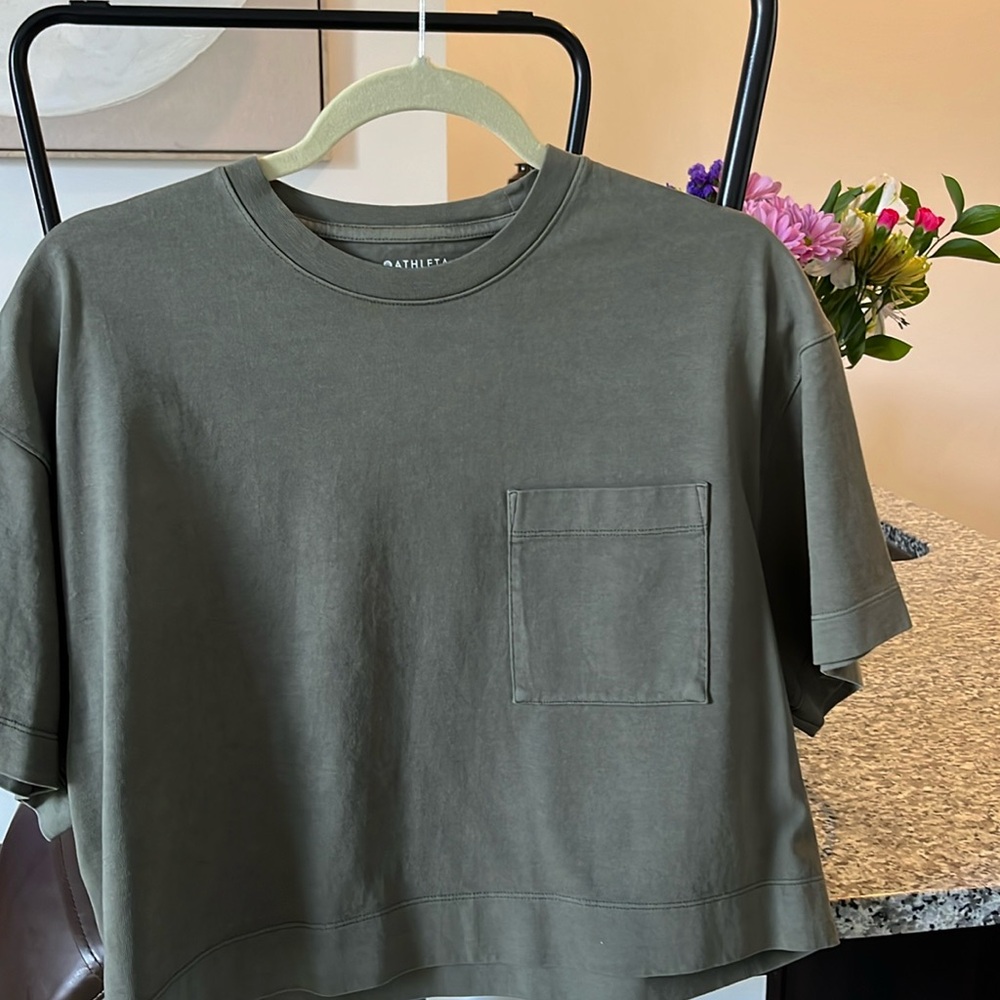 Athleta top